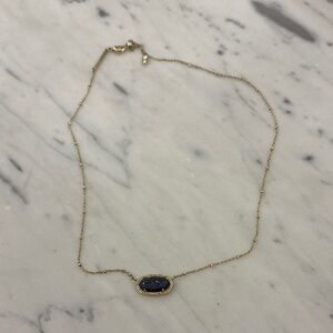 Kendra Scott necklace